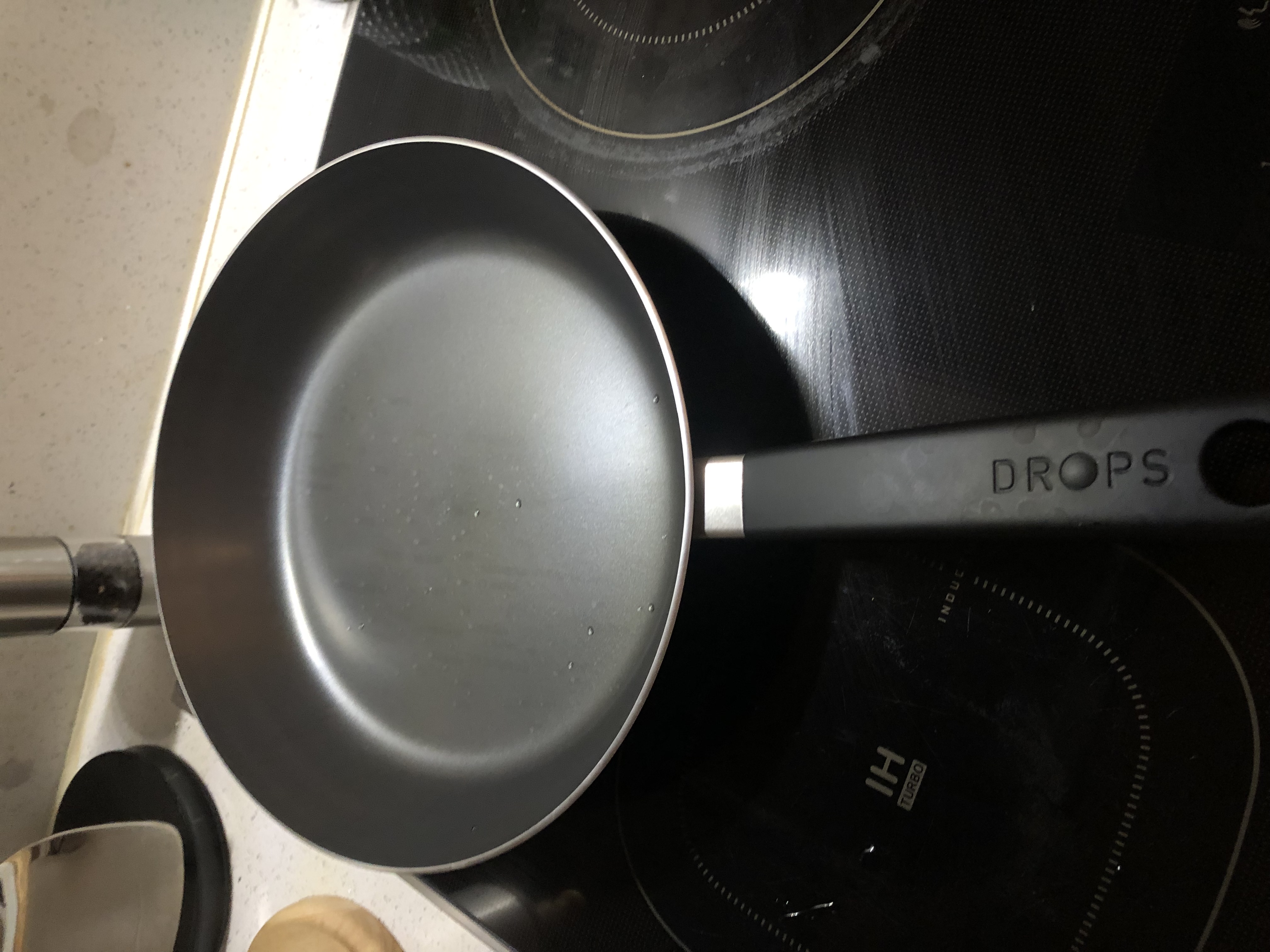 CFF1406E-F4F0-4693-A038-01D265F815E7.jpe