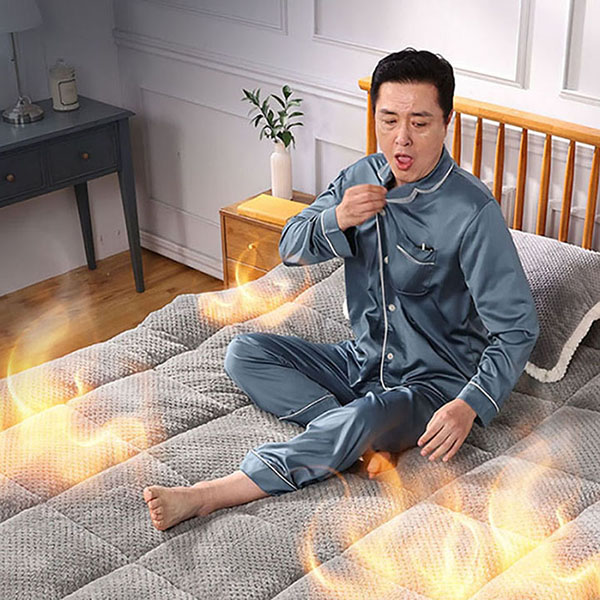 전기없이 자가발열 그래핀 발열매트 부드러운 극세사 토퍼 슈퍼싱글/퀸 택 1 상품이미지