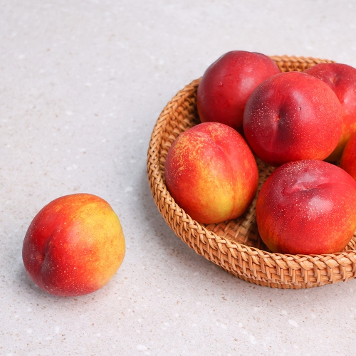 [오늘신선] 경북 영천 산지직송 제철과일 천도복숭아 신선 로얄과 1kg/2kg