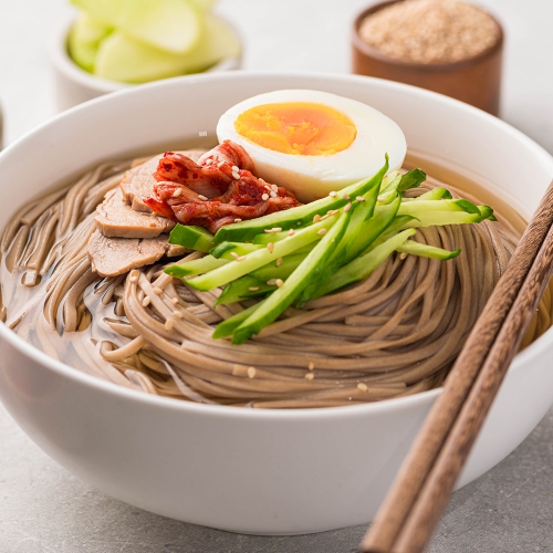 하남 맛집 매콤 새콤 비빔 육수 칡 풀냉면 610g X 5팩 (칡면1,000g+육수1,800g+소스250g)