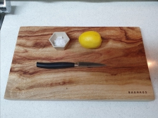 레몬과 소금, 식초를 이용한 도마세척법