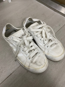 세탁기 안돌리고 신발 쉽게 세탁하는 방법 있으신가요?