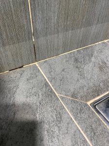 욕실 줄눈 청소.. 너무힘드네요