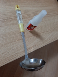 고장난 국자 손잡이 순간접착제를 이용해서 재사용