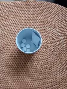 외출시에도 고체치약