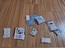 김이나 과자봉지 안 탈취제 습기제거제 버리지마세요~