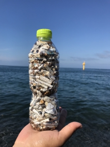 오늘도 꽁초 주웠어요