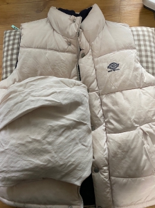 겨울 옷 오랜만에 정리하니 또 비울게 있네요. 