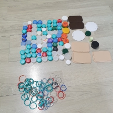 플라스틱 병뚜껑 100개!