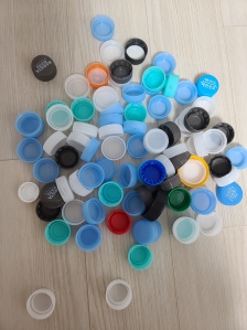 병뚜껑 드디어 100개모았어요