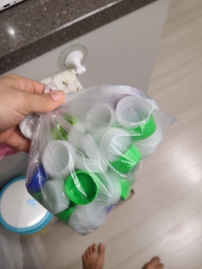 병뚜껑도 100개요~