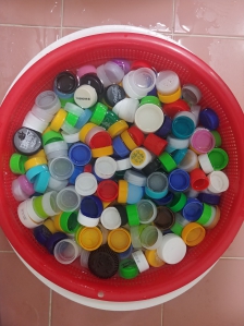 병뚜껑세척하기