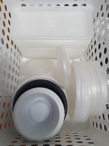 배달용기가 많아요.