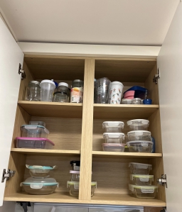 반찬통 정리했어요.