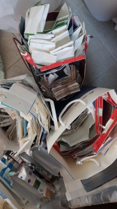 모으고 또 모으기.