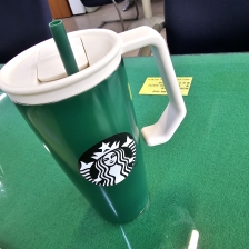 출근길 항상 텀블러 챙겨와요~^^