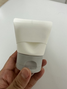 튜브형 바디로션 끝까지 쓰기