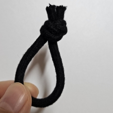 머리끈 하나를  끝까지 쓰기