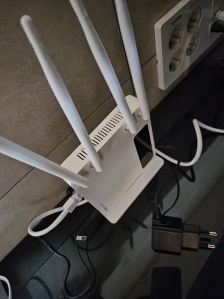 외출할때 와이파이 전기코드 빼기