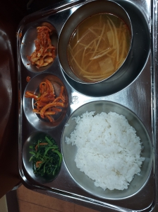 교회가서 밥 먹고 왔어요