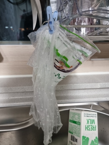 사용 비닐 세척 후 버리기