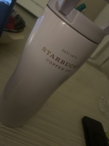 텀블러에 테이크아웃!