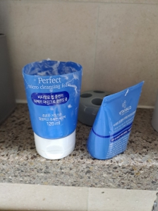 치약 로션 폼클린징 남김없이 사용하기