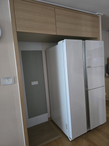 양문형 냉장고 배출