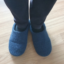 난방비 절약위해 실내화만 신어도 따뜻해요