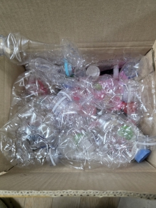 열심히 모은 뚜껑