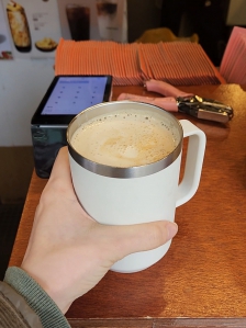 텀블러들고 가서 테이크아웃했어요! 