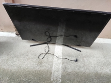 텔레비젼 배출했습니다.