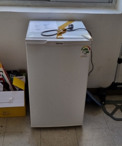 소형냉장고 배출