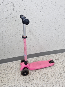 아이 킥보드 중고로 샀어요