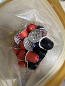 커피캡슐 모으고있어요 :) 