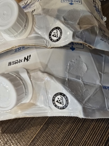 테트라팩 로고 예요