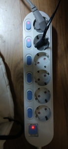 전기코드  빼기실천