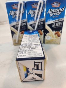 테트라팩로고 찾았어요~