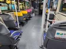 대중교통 이용합니다.