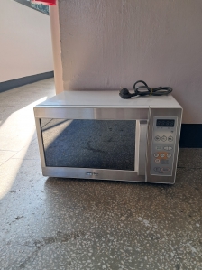 전자레인지 배출했어요~