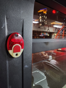 대중교통 이용합니다.