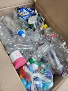 야밤에 두번째 박스 포장