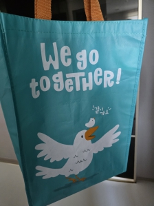 장바구니 들고 장보러가요