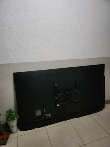 75,55 TV 간단하게 배출