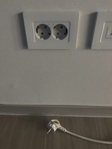 사용 후에는 전기코드 빼놓기