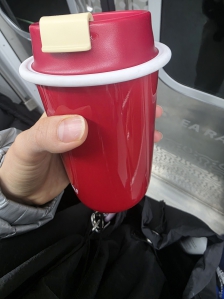 텀블러 챙기고 전철타기