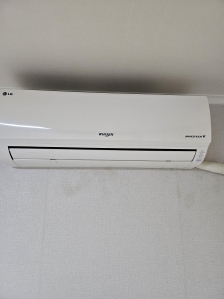 이사하면서 멀쩡하지만 처리하게 되었어요