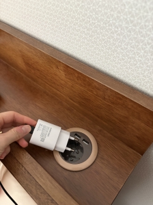 안쓰는 전기 코드 빼기 챌린지